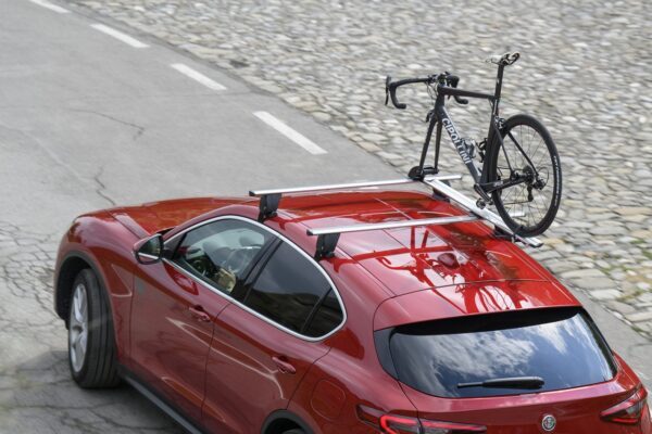 Bare transversale Menabo Delta Silver pentru Seat Leon IV (MK4) Fara trapa, 5 usi, model 2020+ - imagine 6
