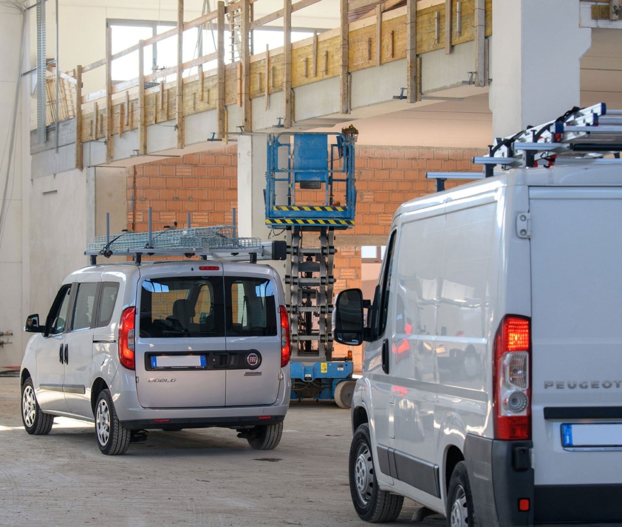 Bare transversale Renault Master II, model 1997-2010, H1,H2, Menabo Professional Airdyn - imagine 10