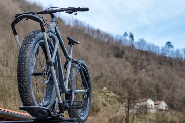 Suport bicicleta Menabo Chrono cu prindere pe bare transversale - imagine 18