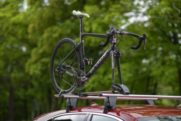 Suport bicicleta Menabo Pro Tour cu prindere pe bare transversale de furca - imagine 3