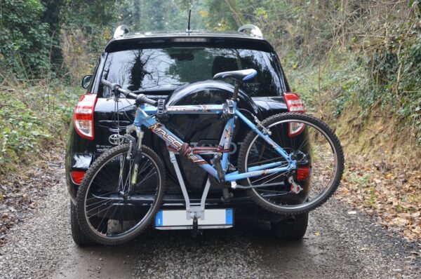 Suport biciclete Menabo Marius pentru 3 biciclete cu prindere pe carligul de remorcare - imagine 2